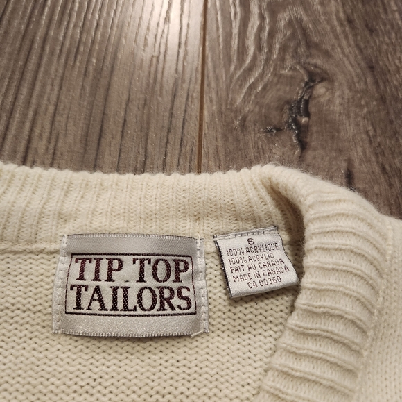 Vintage 3D Knit Sweater - Picture 3 of 4